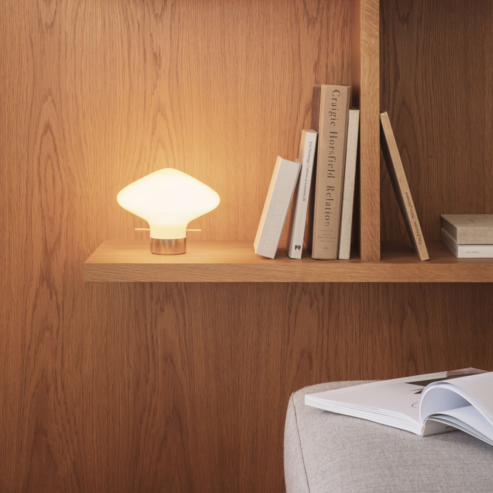 Repose Table